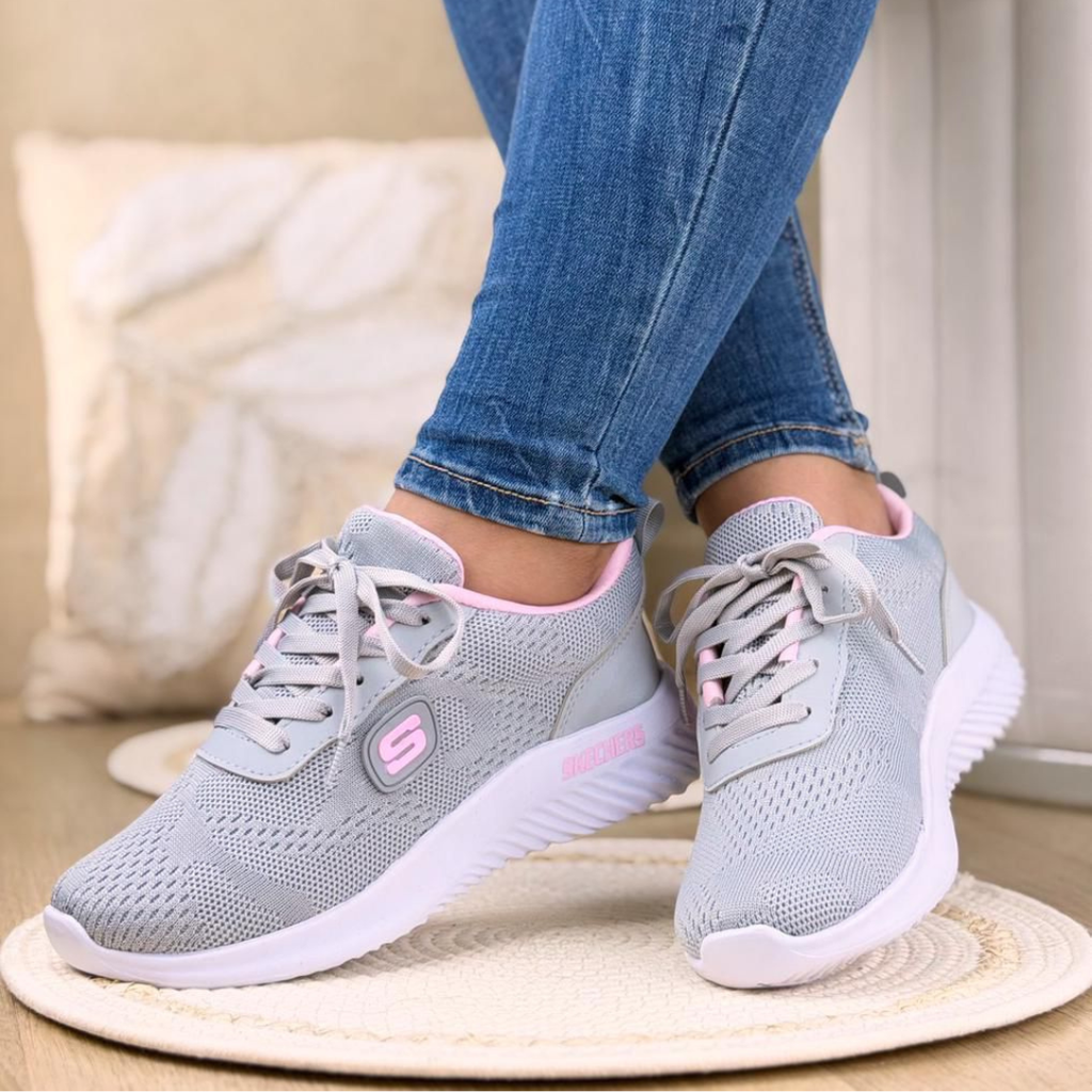 🆕 Skechers Super Flex